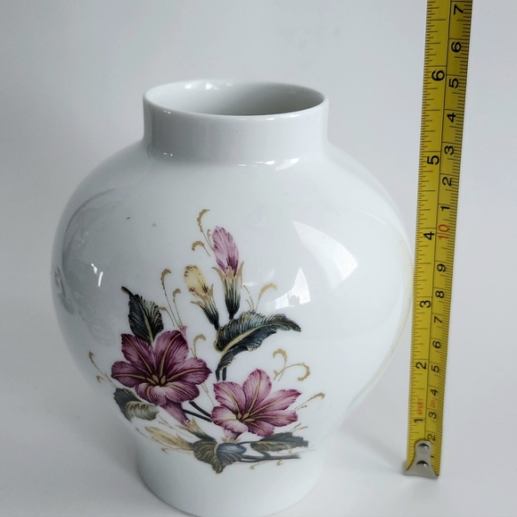 RARE!! Vintage Kaiser W Germany Liliane Floral Vase, Kaiser Porcelain Vase - Picture 6 of 12